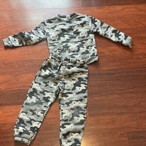 Celebrate Halloween Camouflage Ghost Jogger Set Sweatpants Sweatshirt Sz 5T